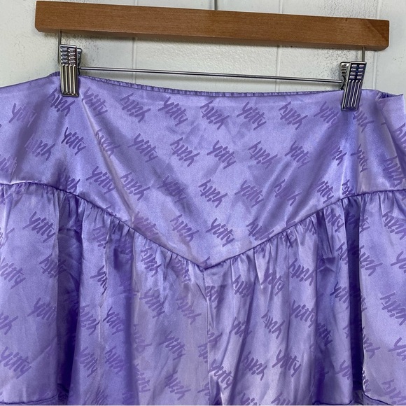 Yitty Women's Satin Pretty Flowy Short Tempo Lavender Purple Size 1X - Picture 4 of 11